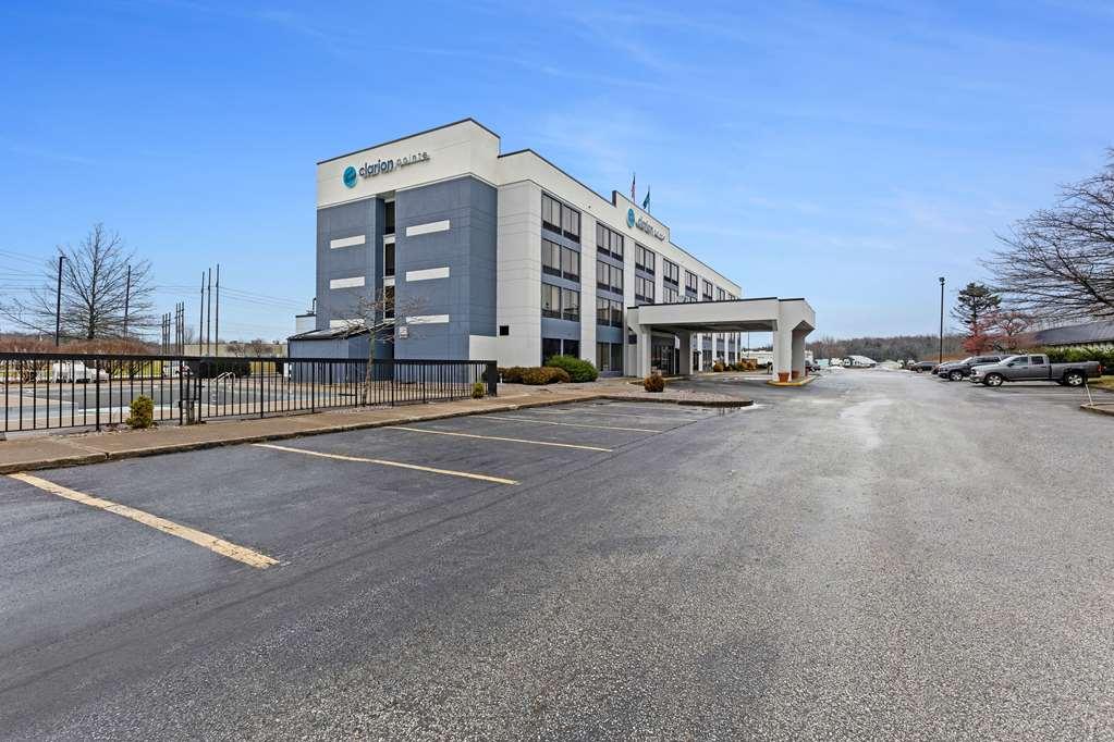 Hotel Clarion Pointe Near Erie Casino Exterior foto