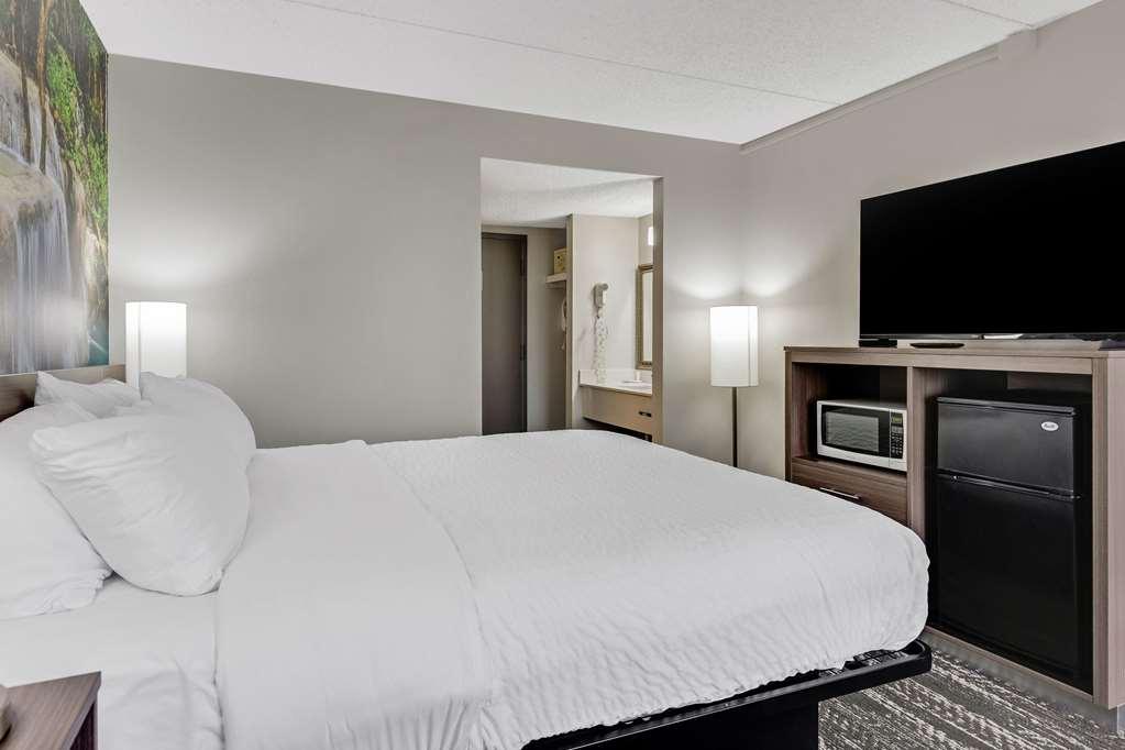 Hotel Clarion Pointe Near Erie Casino Zimmer foto